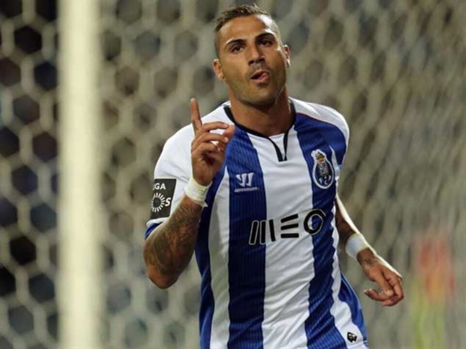 Quaresma pretendido pelo Bursaspor