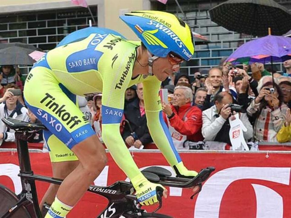 Contador recupera camisola rosa após contrarrelógio