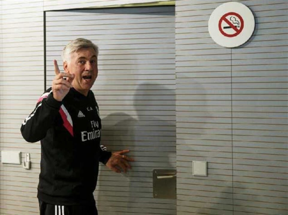 Adeptos pedem continuidade de Ancelotti