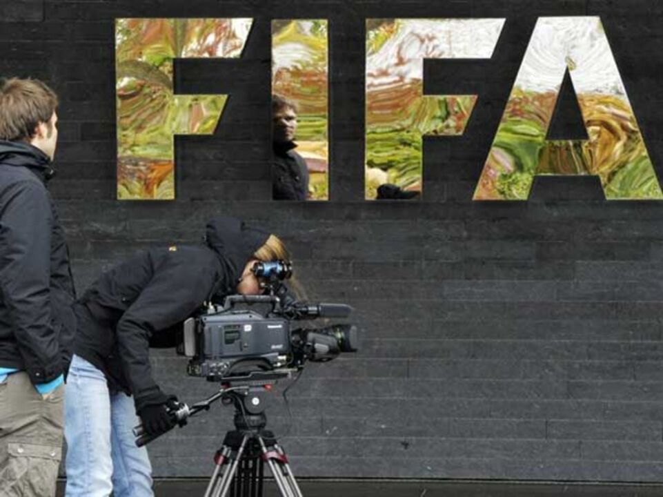 FIFA diz estar a tentar "esclarecer" caso das detenções 