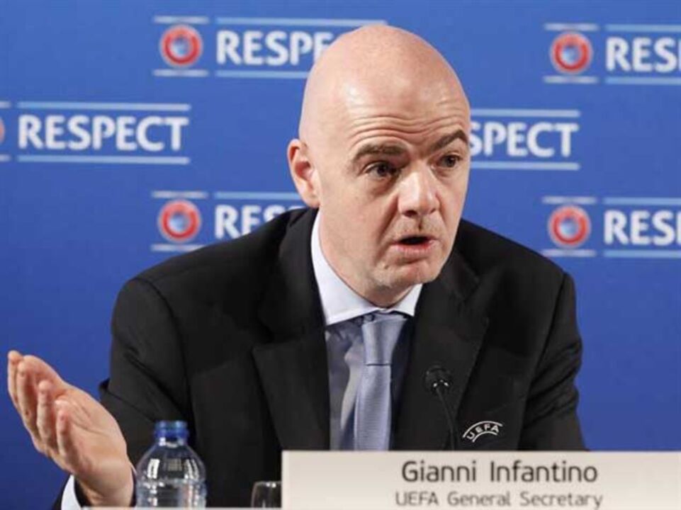 UEFA quer adiamento das eleições da FIFA