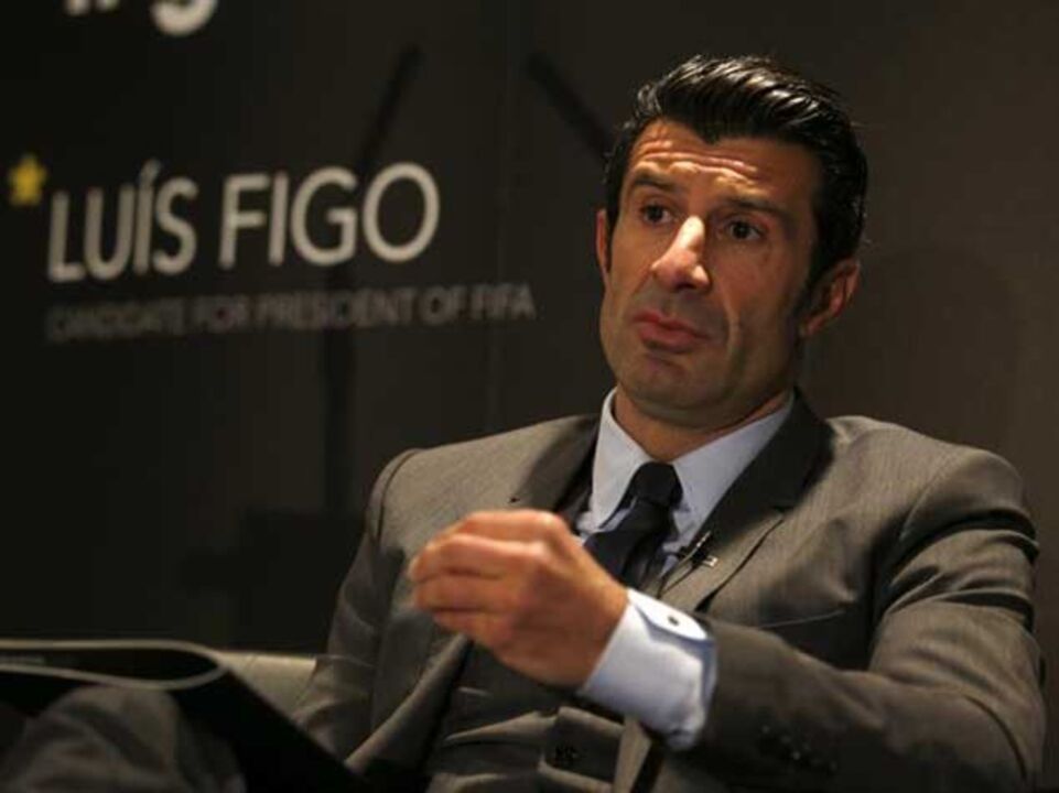Figo: «O que está marcado para Zurique não é uma eleição»