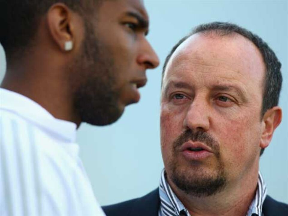 Ryan Babel: «Benítez fará de Ronaldo um grande defesa»