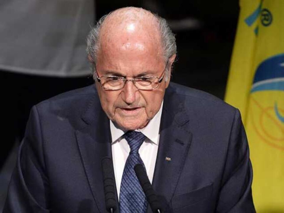 Blatter: «Ainda vão chegar mais más notícias»