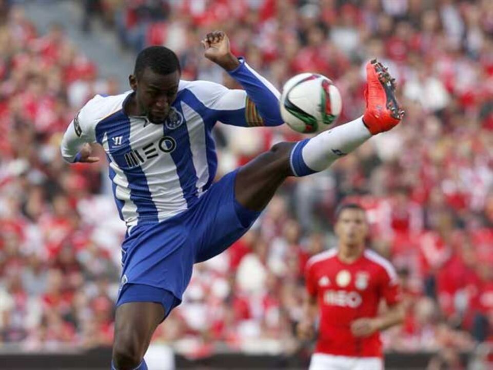 Milan entra na luta por Jackson