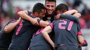 Águia perto dos 100 golos