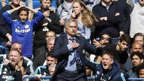 Mourinho: Depois dos ovos, seguiram-se os cães