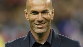 Zidane já tem liença para treinar na primeira divisão