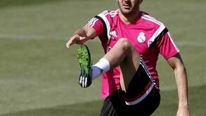 Benzema recuperado da lesão e na lista para a receção ao Valencia