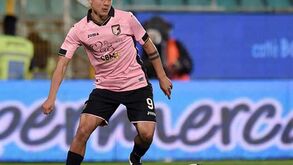 Técnico do Palermo confirma Dybala na Juventus