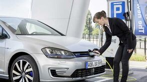 VW Golf GTE reinvindica autonomia de 939 km