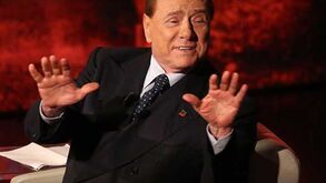 Berlusconi: «Milan está em contacto com Ancelotti»