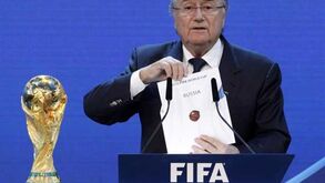 Patrocinadores pressionam FIFA