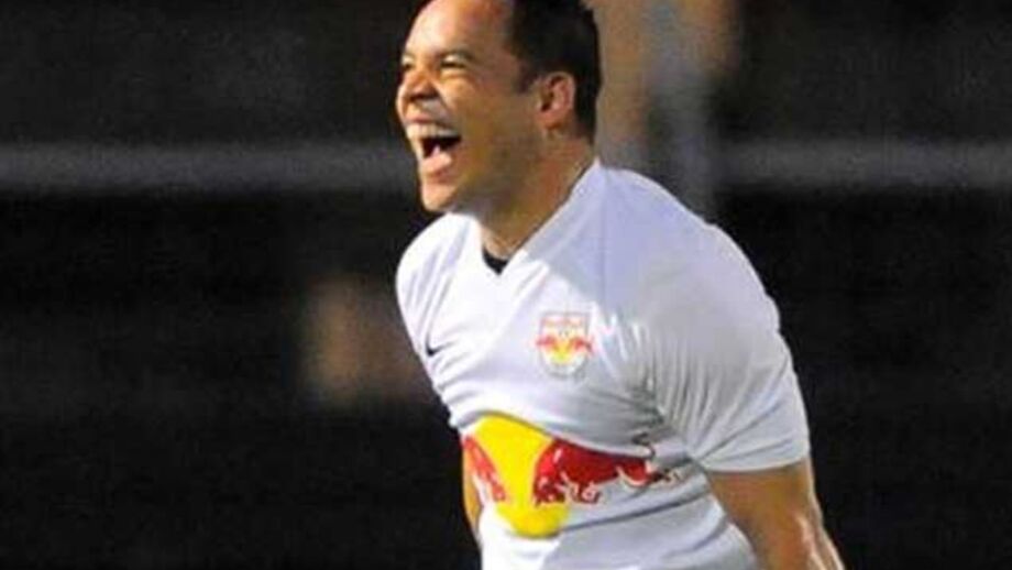 Lulinha assina pelo Botafogo