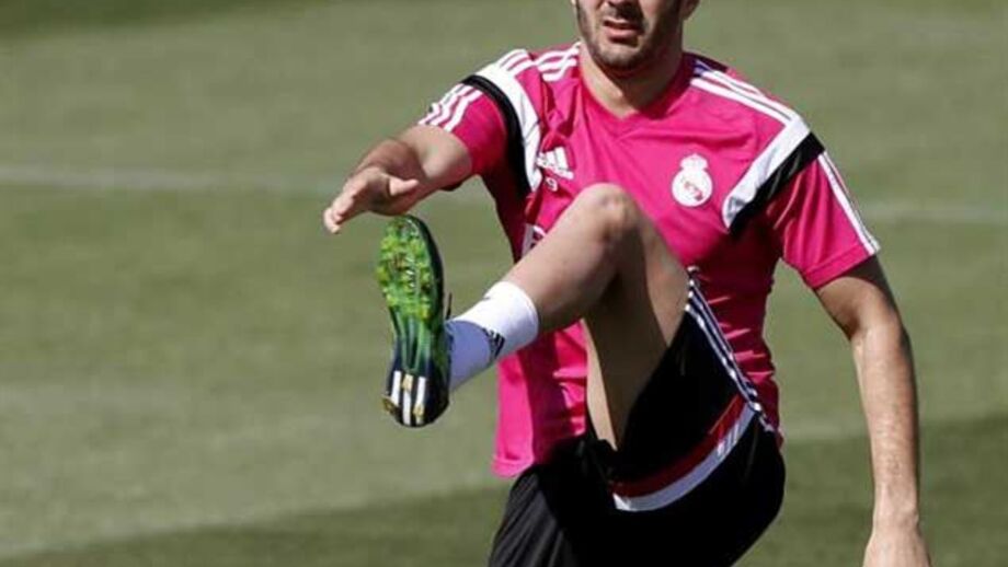 Benzema recuperado da lesão e na lista para a receção ao Valencia