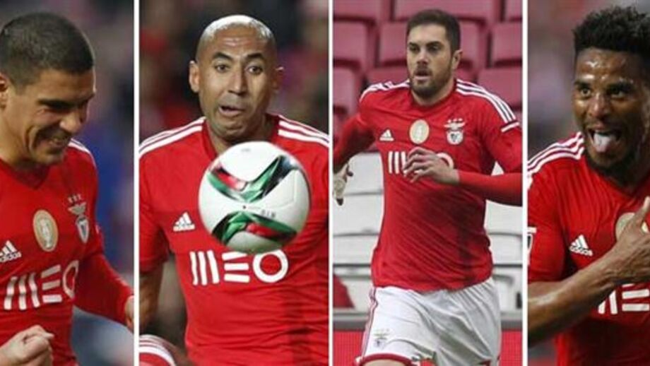 Defesa de goleadores bate à porta da história