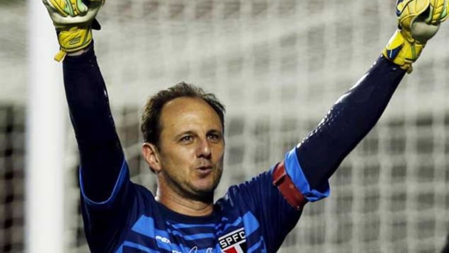 Rógerio Ceni anuncia fim da carreira para agosto