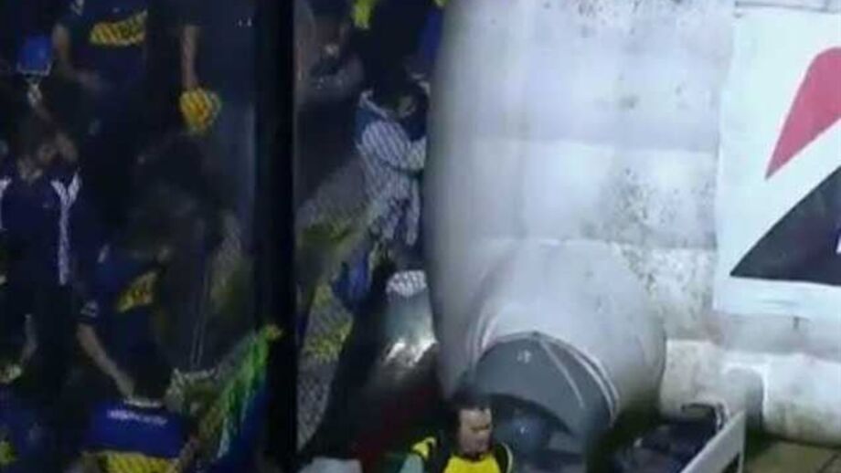 À margem do ataque de alguns adeptos do Boca Juniors aos jogadores do River Plate...