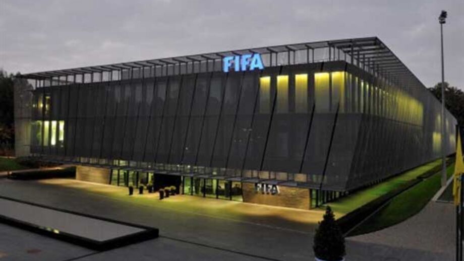 Justiça suíça confirma detenção por corrupção de seis responsáveis da FIFA