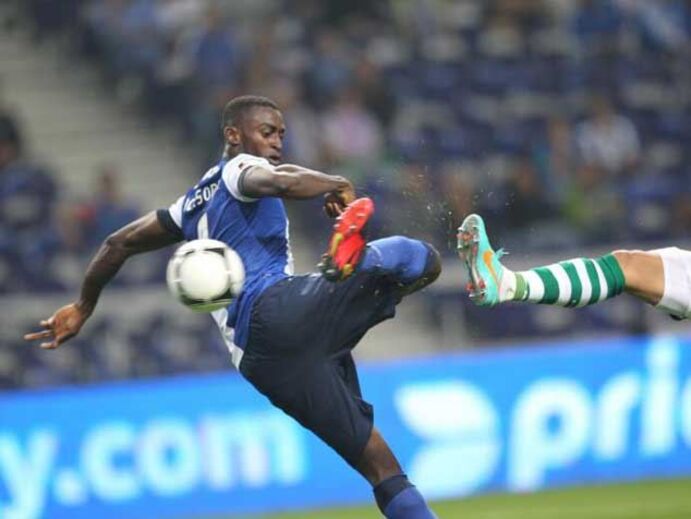 Os melhores golos de Jackson Martínez de azul e branco