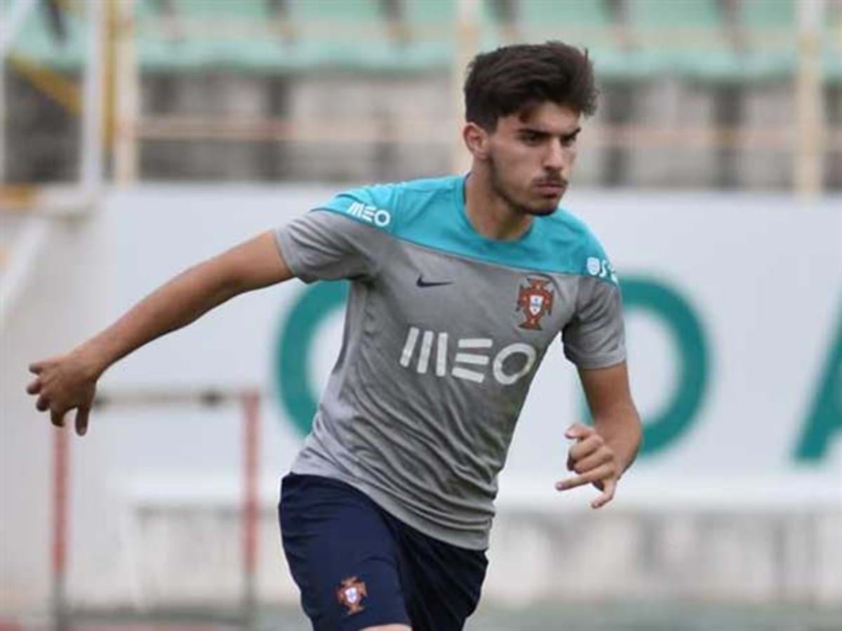 Rúben Neves titular na Mata Real: «Ele precisa é de jogar»