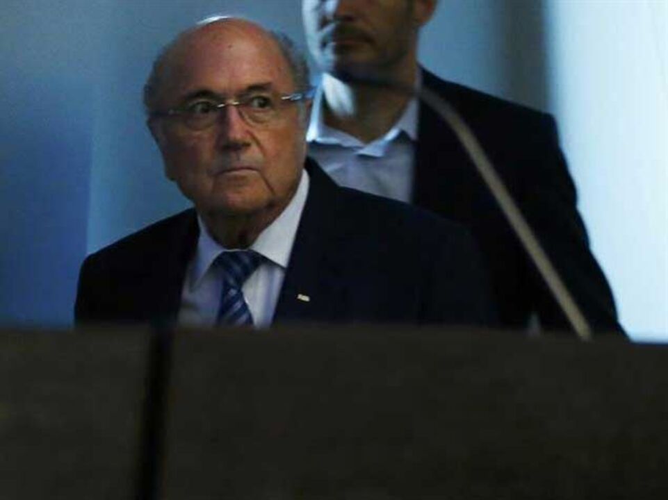 O que é dito no Twitter sobre o adeus de Blatter