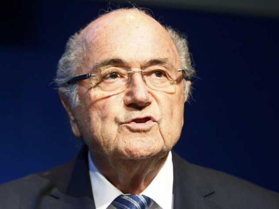 Coca-Cola congratula-se com demissão de Blatter