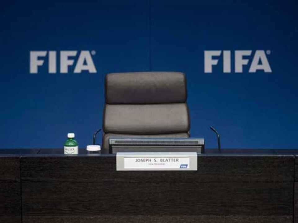 Bruxelas quer contribuir para mudança na FIFA