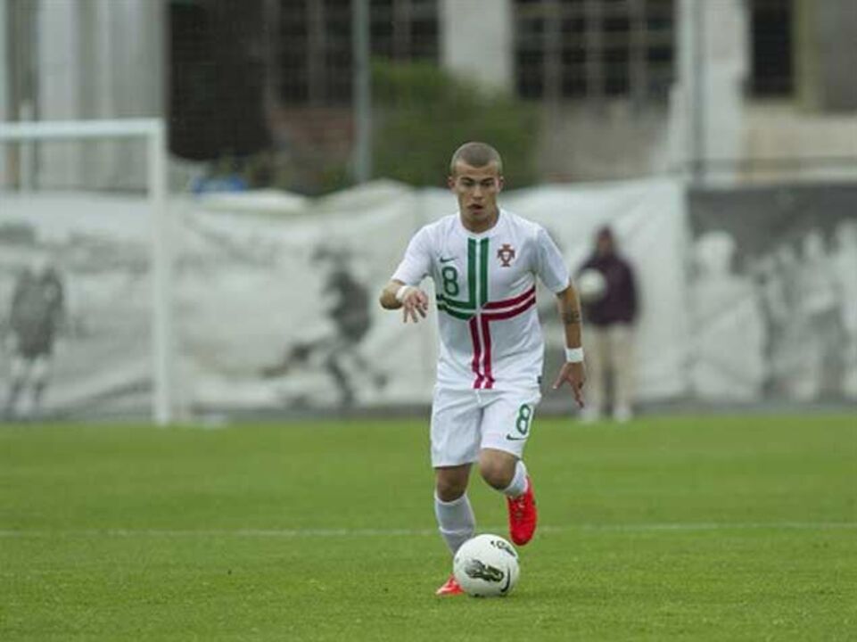 Portugal derrota Noruega (2-0)
