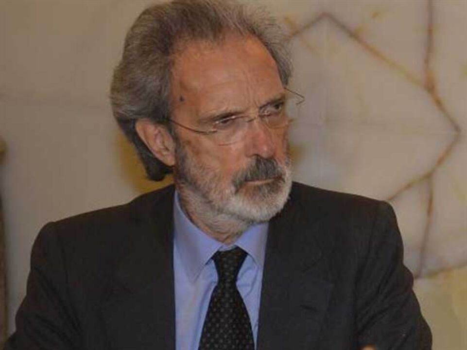 Dias da Cunha: «Para mim o presidente ia para o manicómio»