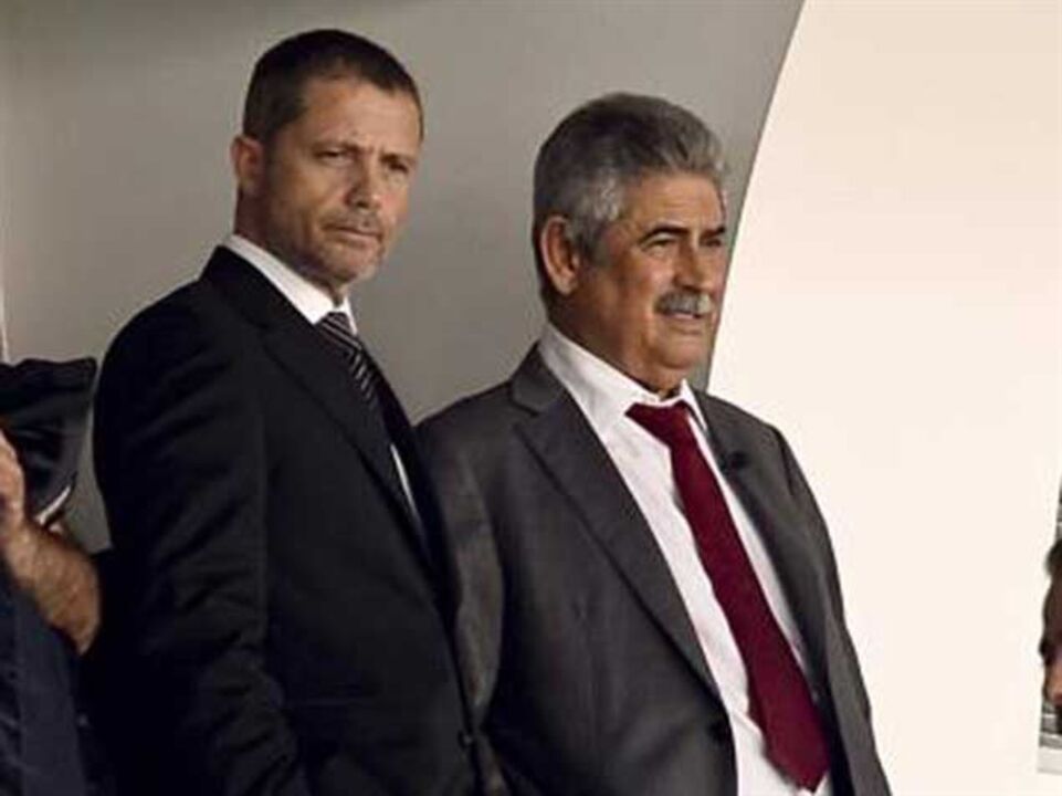 Vieira em contacto direto com Júlio Mendes