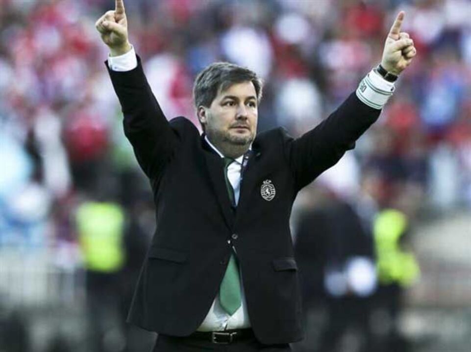 Bruno de Carvalho: «Jesus exigiu treinar o clube do seu coração»