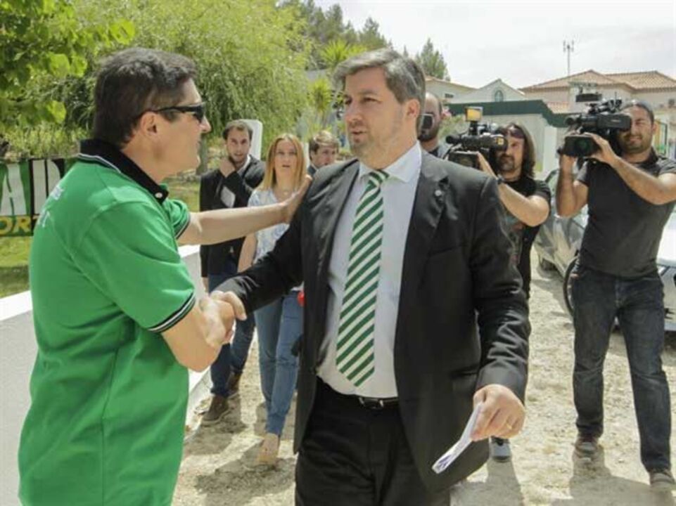 Bruno de Carvalho e o hábito de criticar as próprias bases