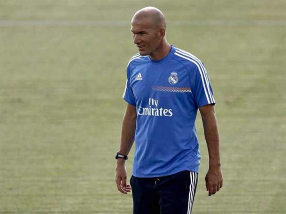 Zidane: «Benítez sabe que aqui só vale ganhar títulos»