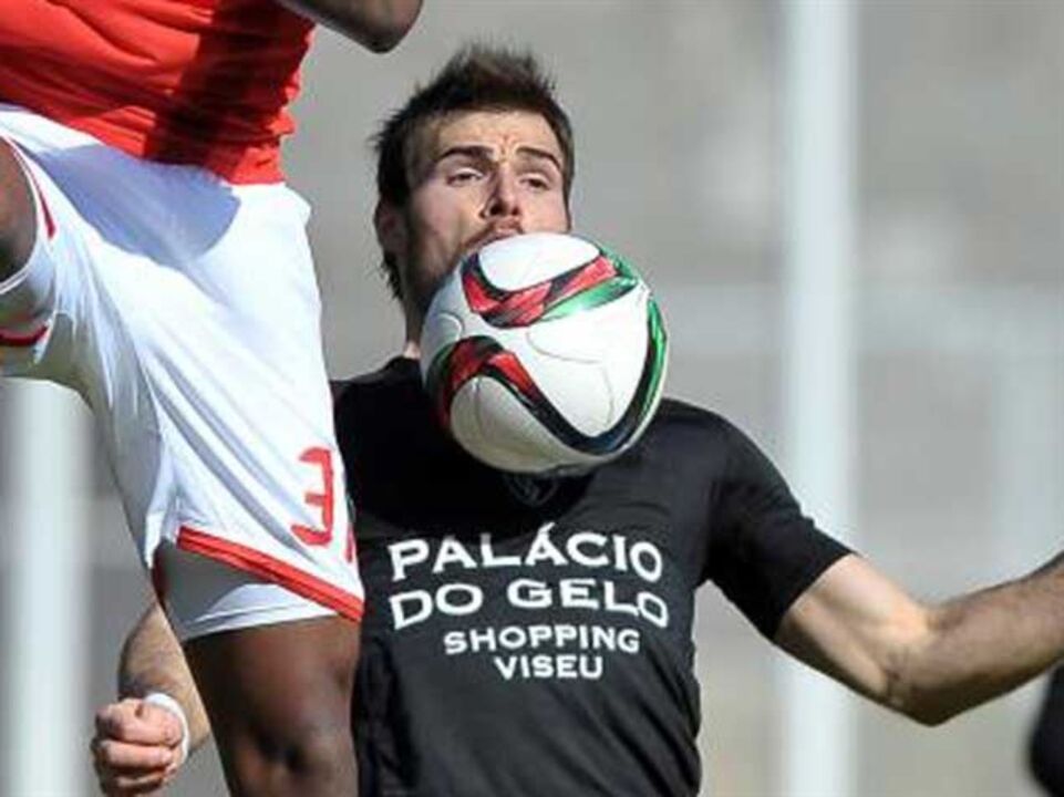 João Amorim oficializado no Restelo