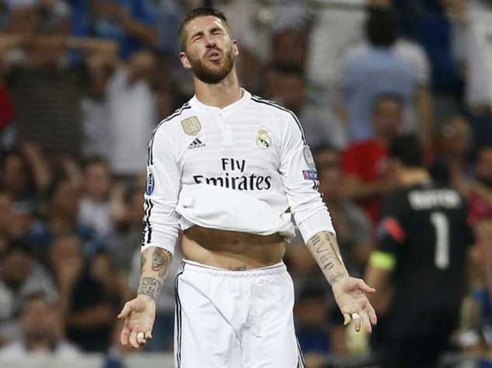 Man. United pondera avançar por Sergio Ramos