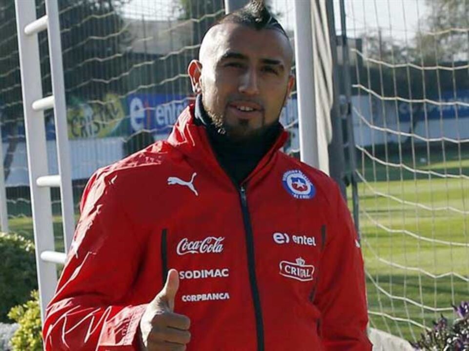 Chilenos querem Vidal fora da seleção