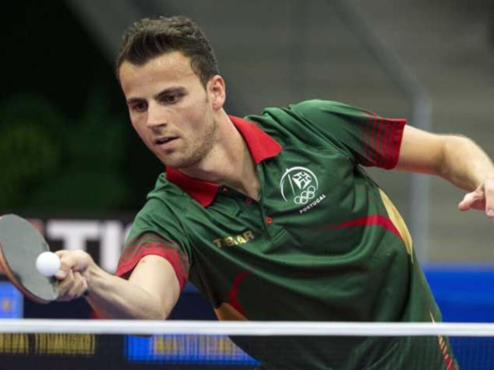 Ténis de Mesa: Tiago Apolónia eliminado nos quartos-de-final
