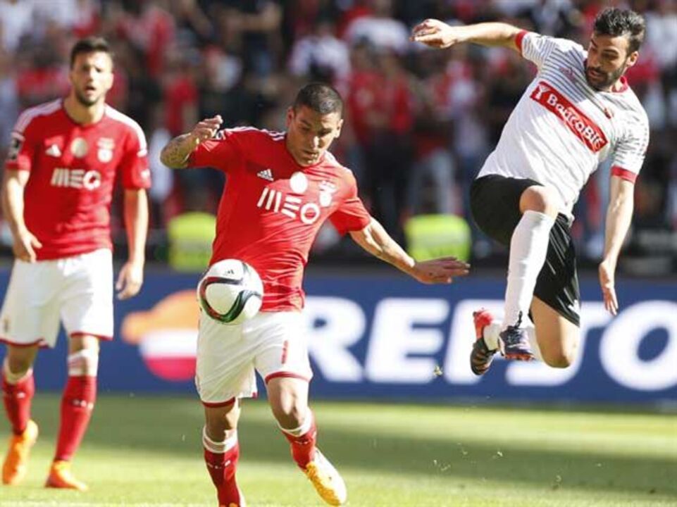 FC Porto atento à situação de Maxi