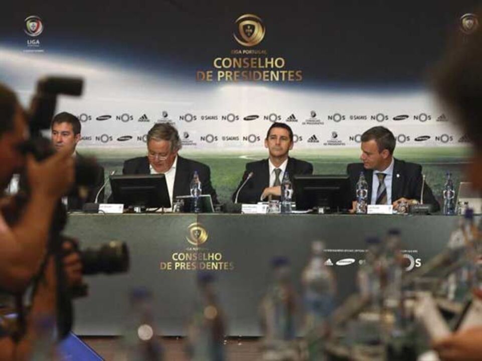 Jogadores emprestados não podem defrontar clube de origem