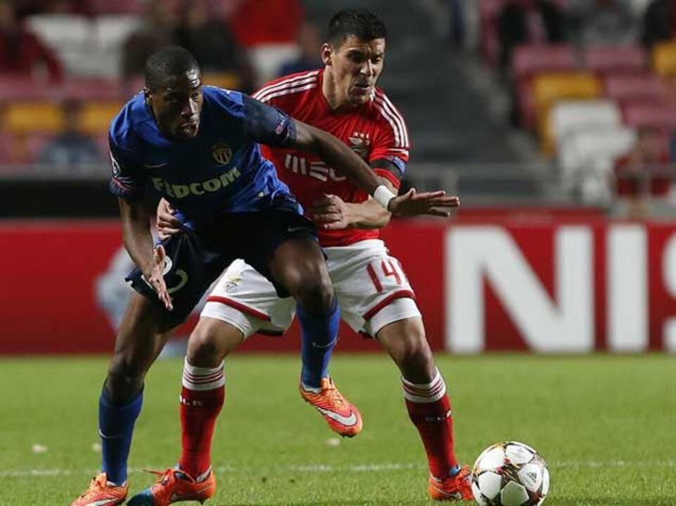 Milan soma desilusões