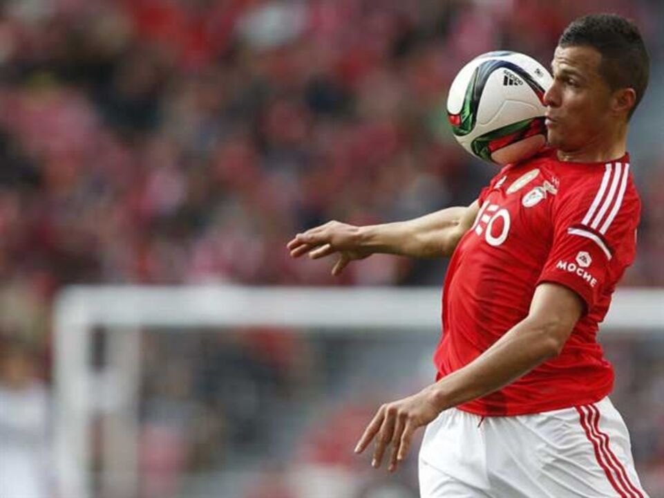 Lima deve seguir destino de Jonas