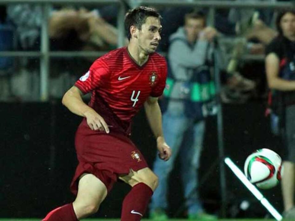 Paulo Oliveira: «Tivemos de aguentar aquele sufoco inicial»