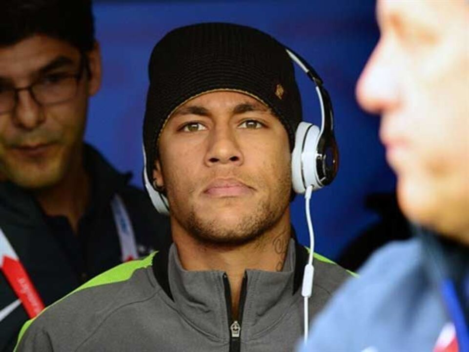 Neymar: «Ficar aqui matar-me-ia por dentro»