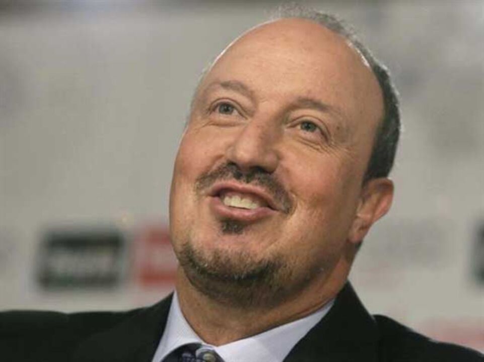 Benítez diz que ninguém exigiu jogar em determinada posição