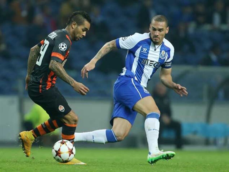 Fenerbahçe promete baixar fasquia por Maicon