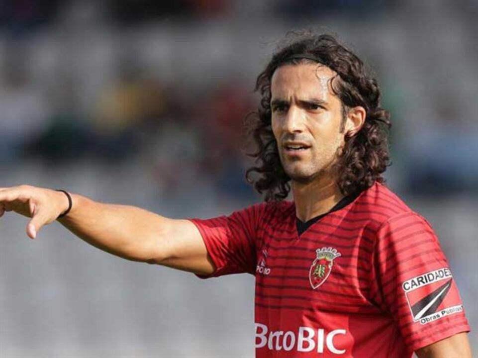 Na corrida por Nélson Lenho