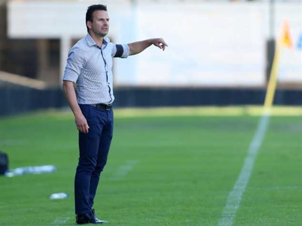 Quim Berto: «Benfica com mais a perder do que Maxi Pereira»