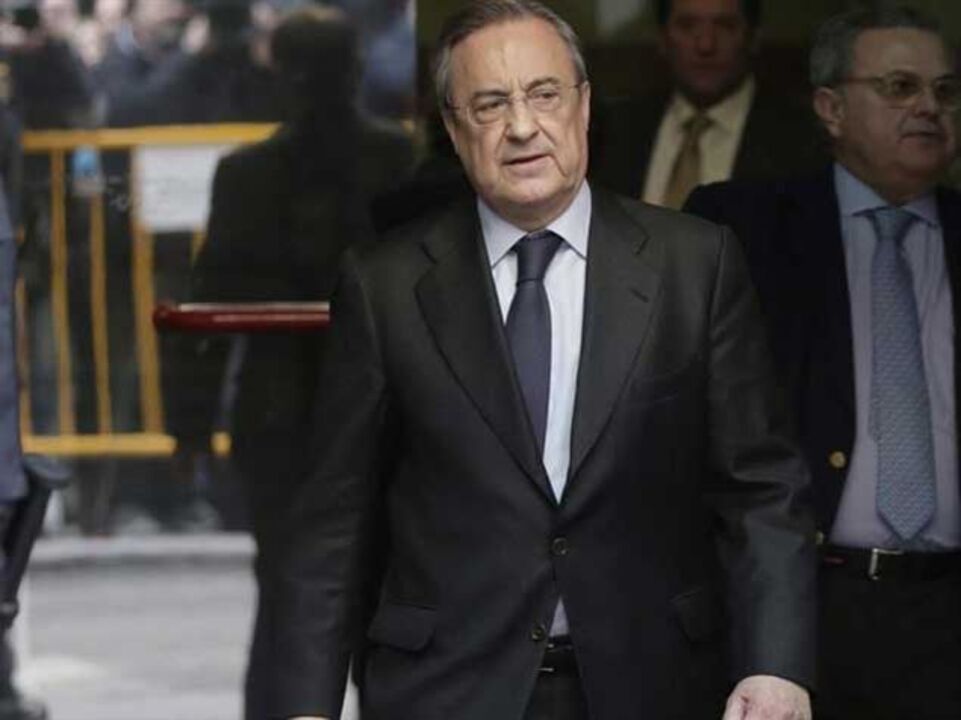 Florentino não comenta futuro de Sergio Ramos