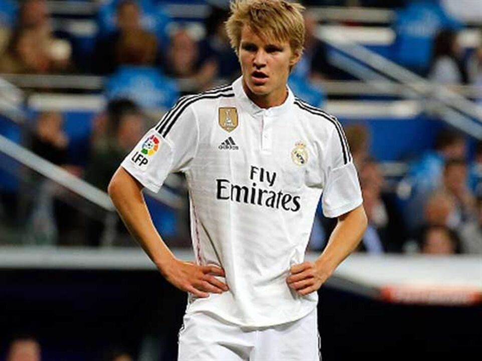 Merengues querem emprestar Odegaard e Lucas... a um clube espanhol